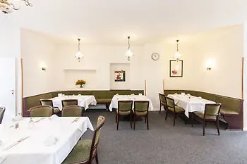 阿斯托里亚招牌酒店 汉堡 3*,